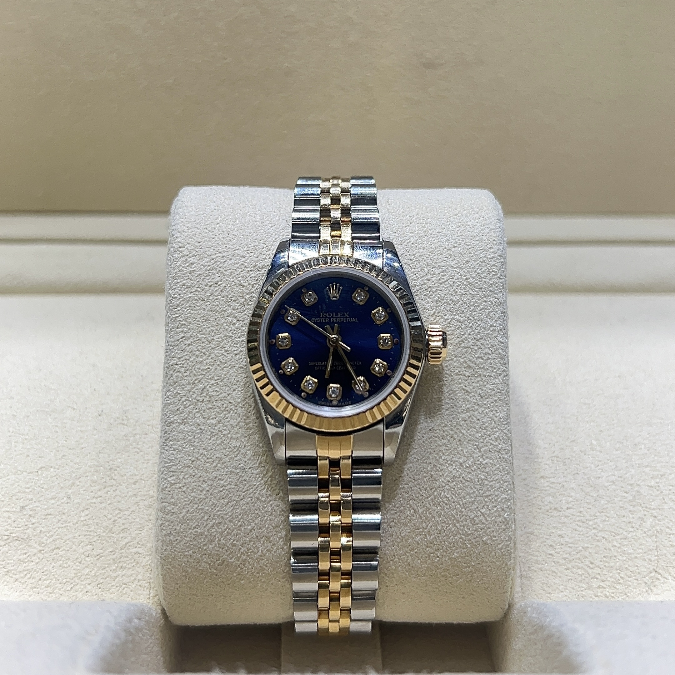 Jewelry Company in Boston